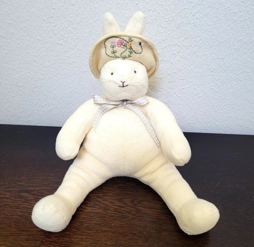 Bunnies By The Bay Hallmark Plush Baylee Cream Bunny Rabbit Animal Easter